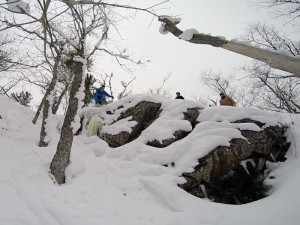 Tim cliff drop at Midwest Meet, Mount Bohemia